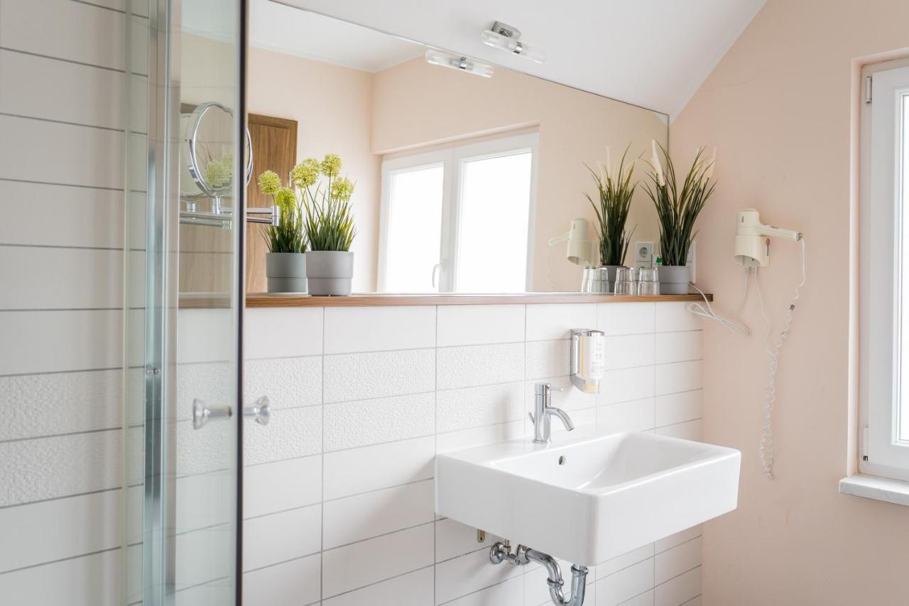 Point Hotel Apartments And Rooms Dresden Bagian luar foto