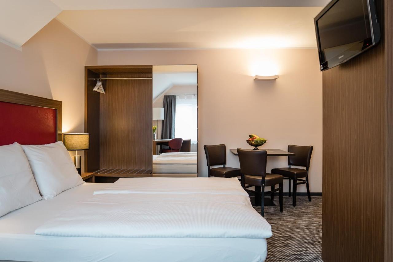 Point Hotel Apartments And Rooms Dresden Bagian luar foto